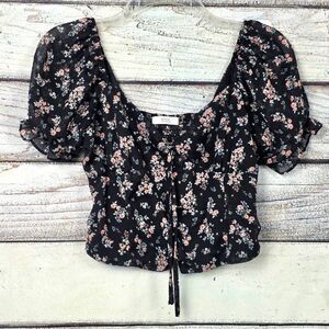 Active USA Black Floral Smocked Puff Sleeve Top Women’s L